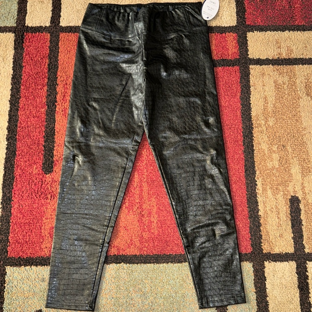 NWT Scoop Faux Leatger Crocβ Stretch Legging